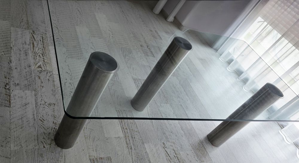Mesa de Vidro Temperado 12mm (200x100 cm) e Pés em Inox – Excelente Estado