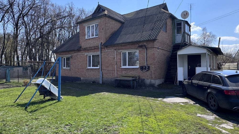 Продаж частини будинку