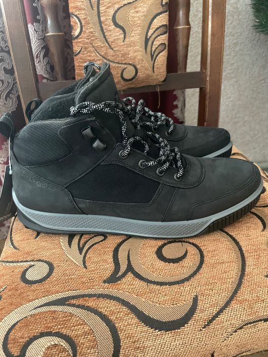 Взуття чоловіче, 42 розмір