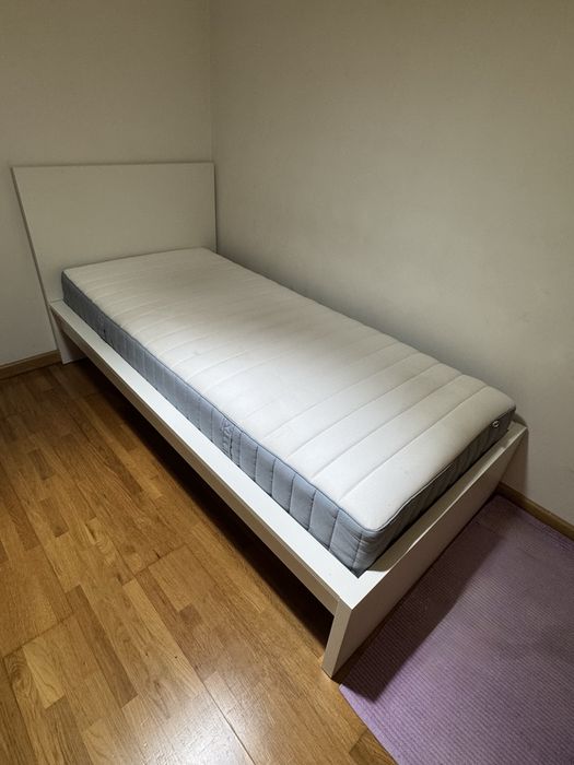 Cama e colchão solterio confortável e prático ( conjunto ou separado)