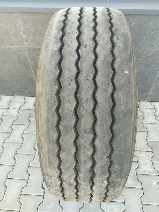 Грузовая резина шины Bridgestone 315/70 R22,5 рулевая тяга не дорого
