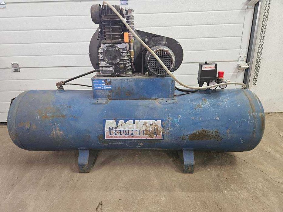 Sprężarka tłokowa, kompresor