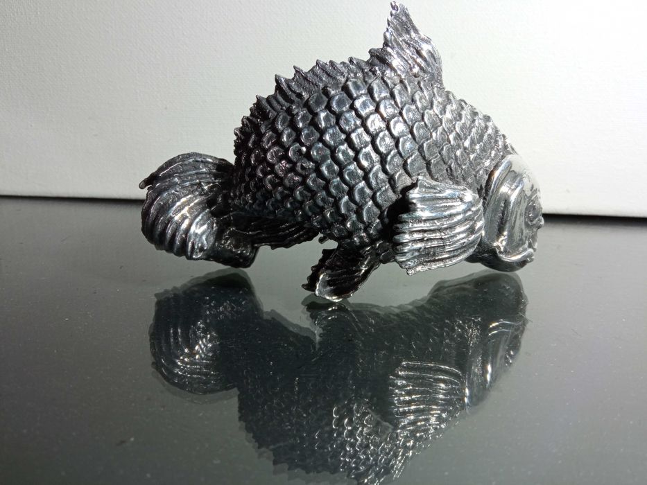 Estatueta Carpa em Metal 2Peças