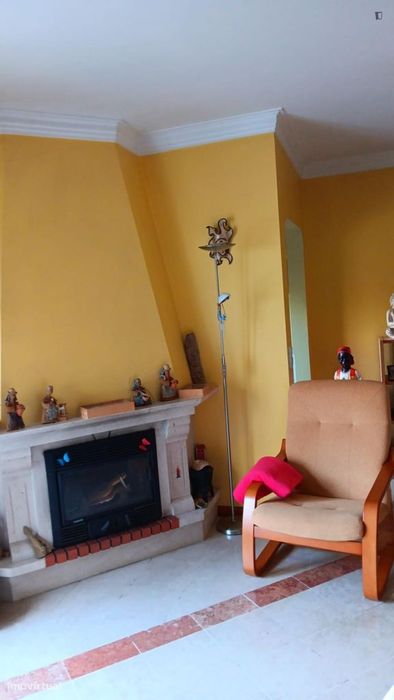 Quarto - localizado em Lisbon