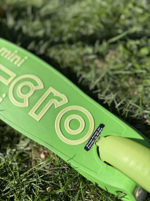 Hulajnoga Mini Micro deluxe zielona led