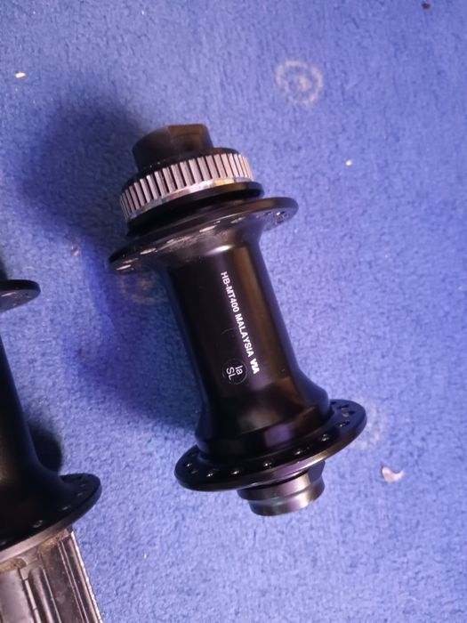 Komplet piast Shimano 135xQR 15x100mm 36otw