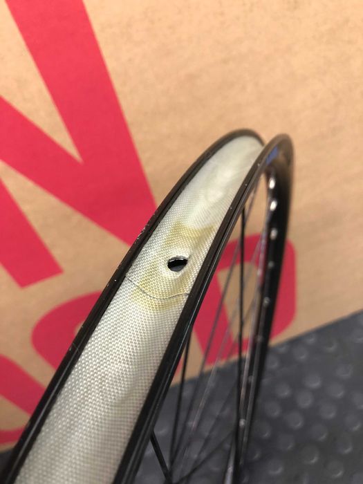 Nowe Koło przód Bontrager Mustang Elite TLR 29" 100x15
