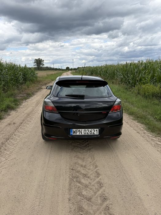 Opel Astra H OPC line