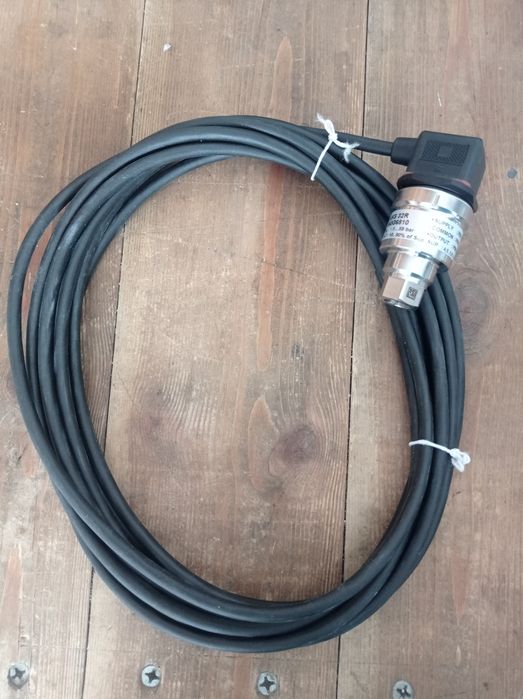 Czujnik ciśnienia Danfoss AKS 32R - 060G6810