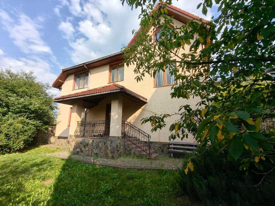 Продаж будинку вс. Чукалівка 250м2, ділянка 12 с. міські комунікації, асфальт, передмістя зупинка