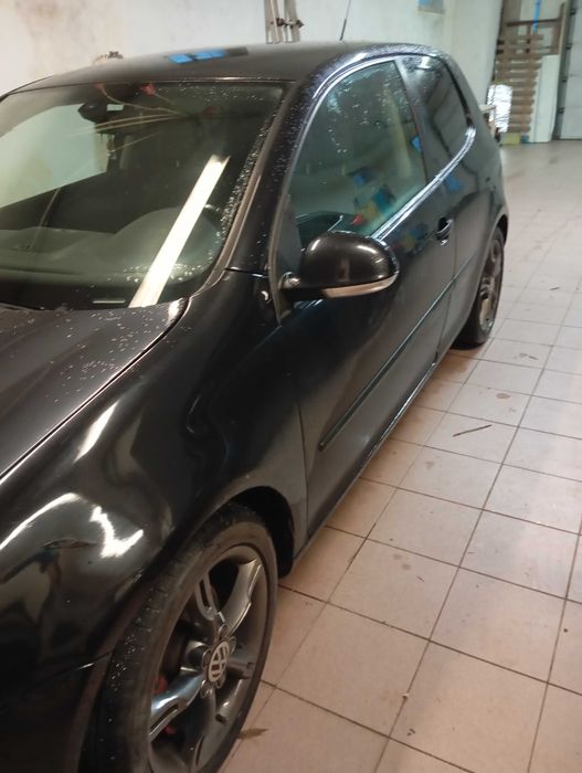 Volkswagen golf v 1.9 TDI 105 cv