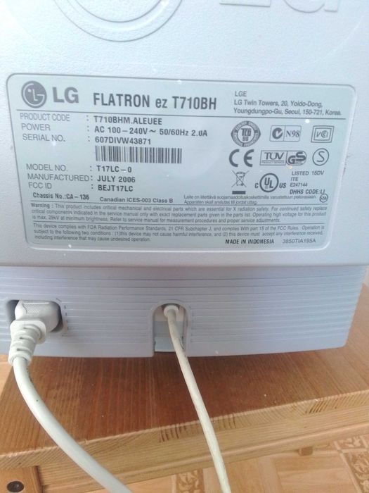 Monitor CRT  LG Flatron ez T710BH