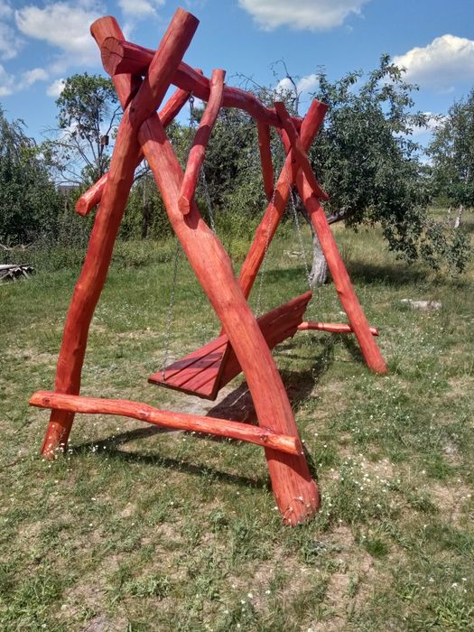 Садова гойдалка з дуба