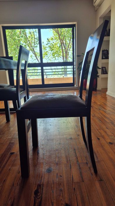 Mesa de Sala de Jantar e 8 cadeiras