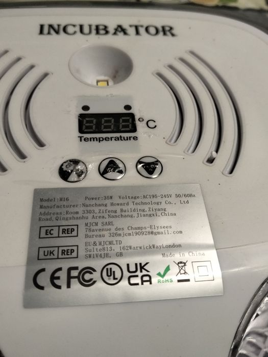 Chocadeira automática vira os ovos sozinha