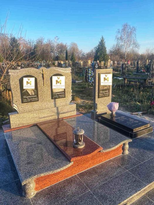 Пямяʼтники, гранітні комплекси