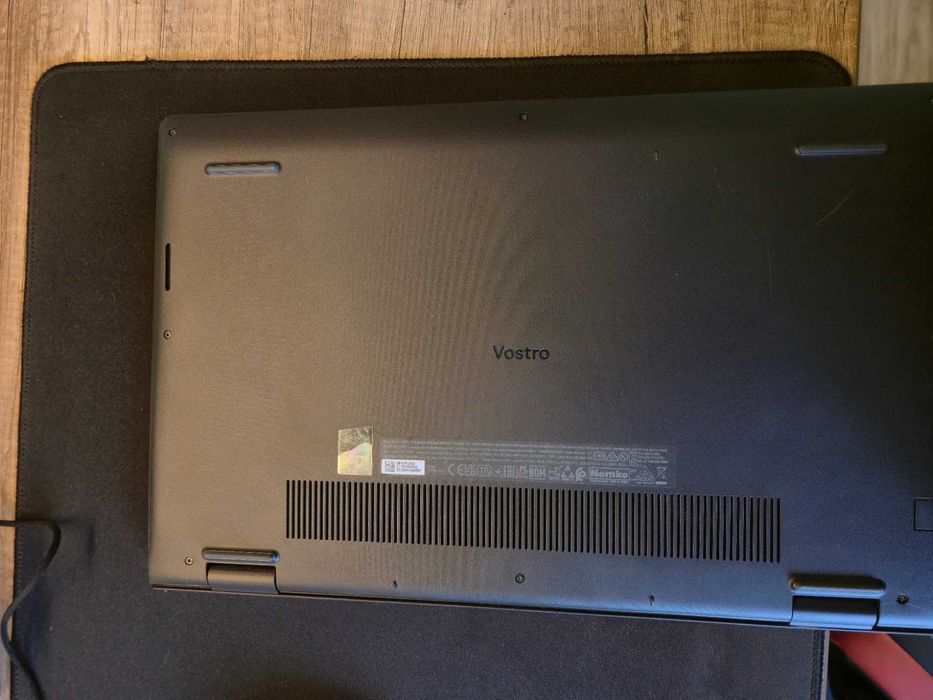 Sprzedam laptop dell vostro 15