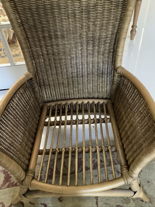 Cadeirão estilo colonial