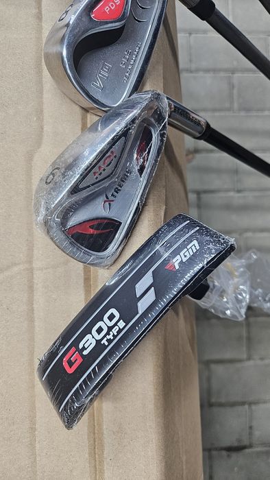 Zestaw kijów golfowych męskich praworecznych Tanio. Nowe