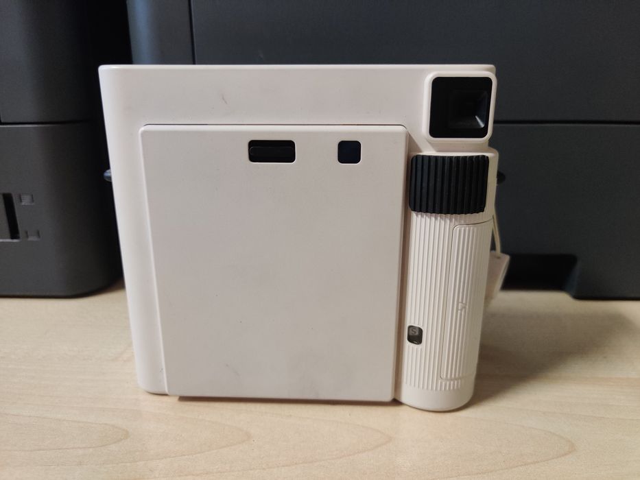 Instax square z jednym opakowaniem zdjęć