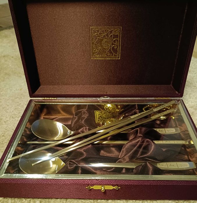 Nowy,oryginalny zestaw do sushi