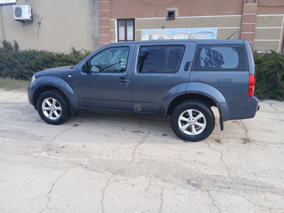 Продам  NISSAN 2.5 Дизель 4х4