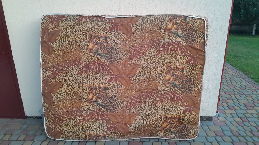 Продам матрац 160х200.