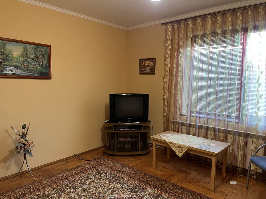 Дім 232 м2 приват ділянка 7 сот Берегово Бем Йожефа 62-A