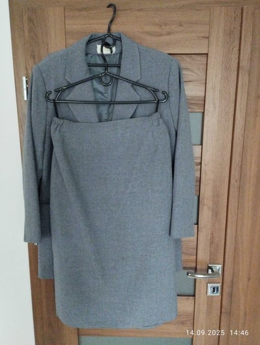 Komplet damski, garsonka damska, żakiet i spódnica, garnitur damski