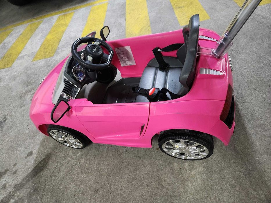 Audi R8 Spyder - Rosa