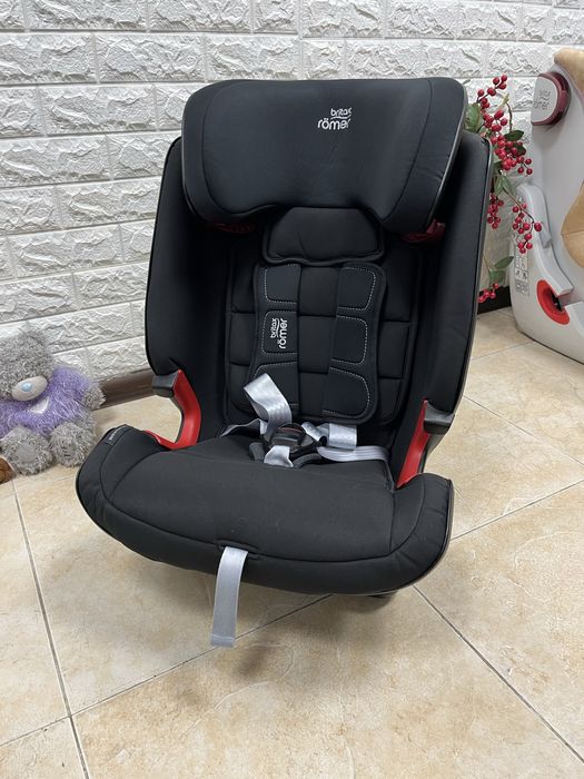 Автокрісло Britax Romer ADVANSAFIX 4R Група 1/2/3 (9-36кг)