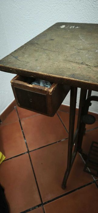 Maquina de costura Oliva