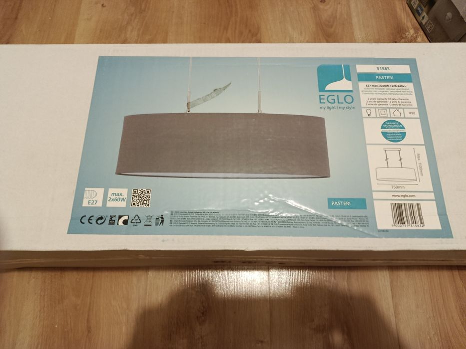 stylowa nowoczesna lampa wisząca w kolorze szarym