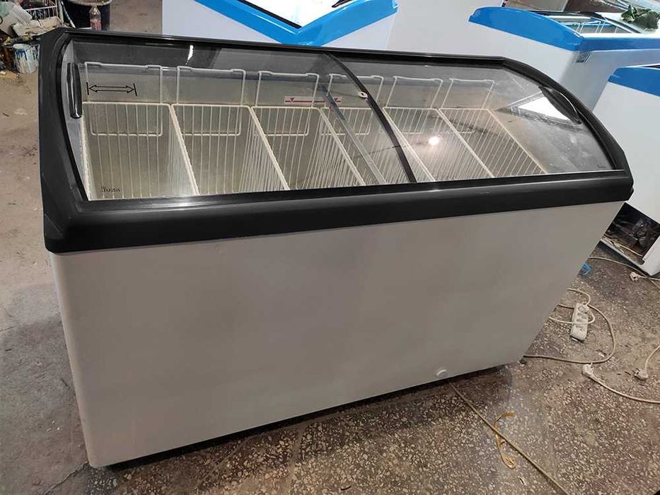 Розсрочка! Морозильна камера Юка Угур 300-1000л Чорний.Ідеал!