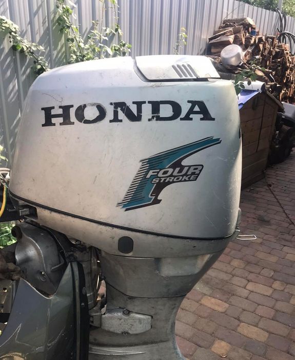 Мотор лодочний з Європи.