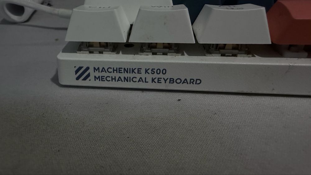 Teclado gamer muito bom estado