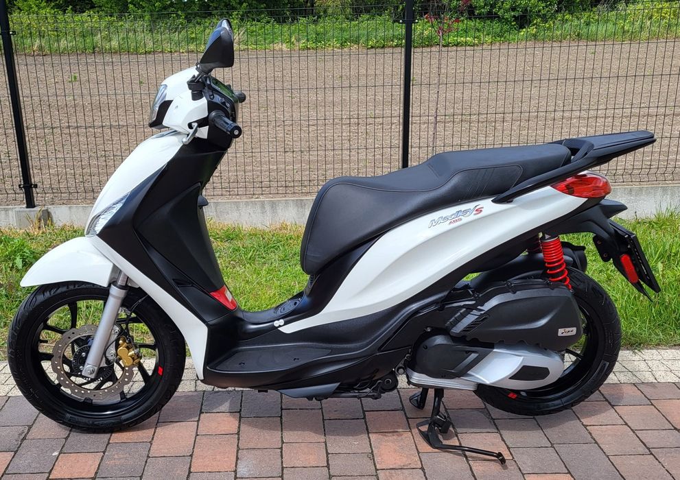 Skuter Piaggio Medley 2022r super stan. Forza