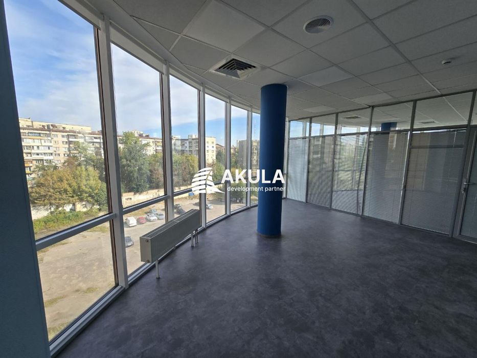 Оренда офісу 298 м²,КПІ, Генератор,сервіс 24/7,без%