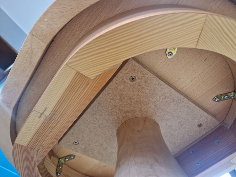 Stolik kawowy z litego drewna bukowego,, owalny, nowy