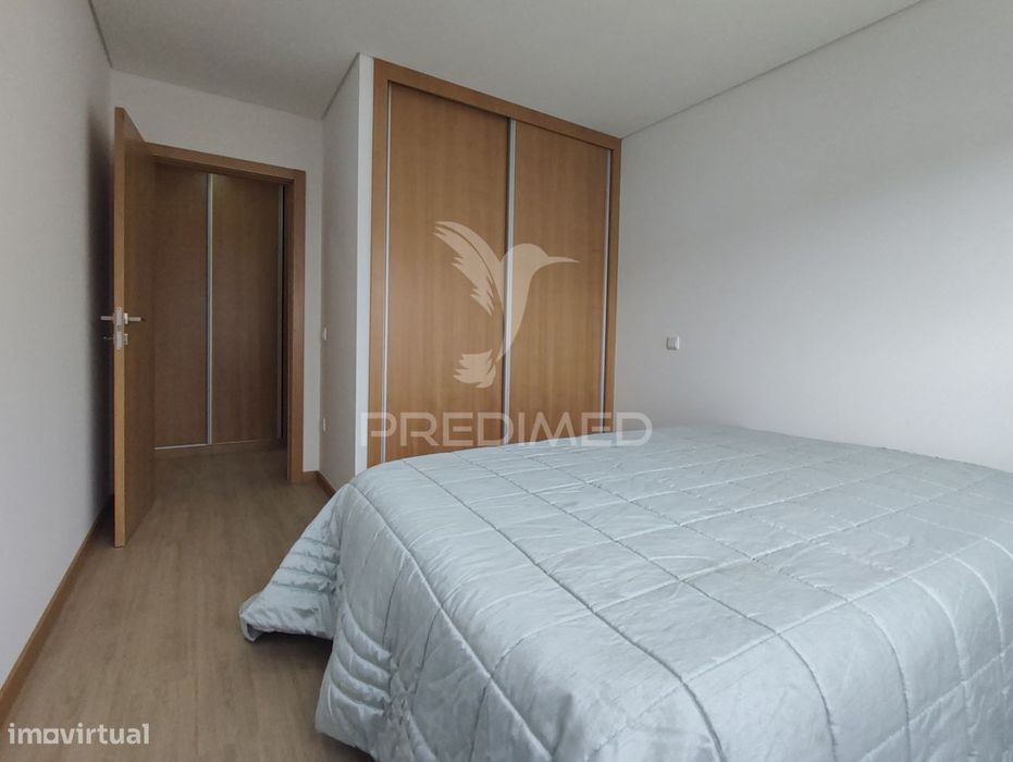 Apartamento T1 com terraço