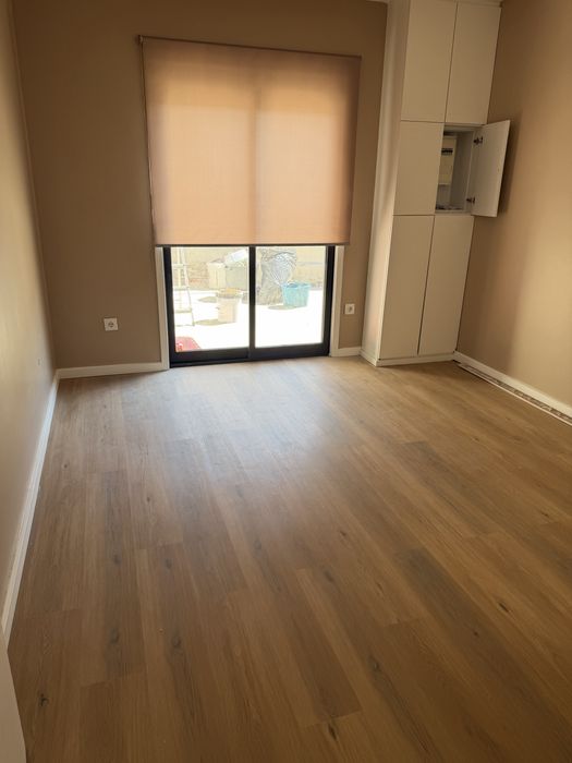 Alugo casa terrea T2 com garagem e Terraco