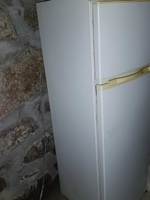 Frigorífico bom estado