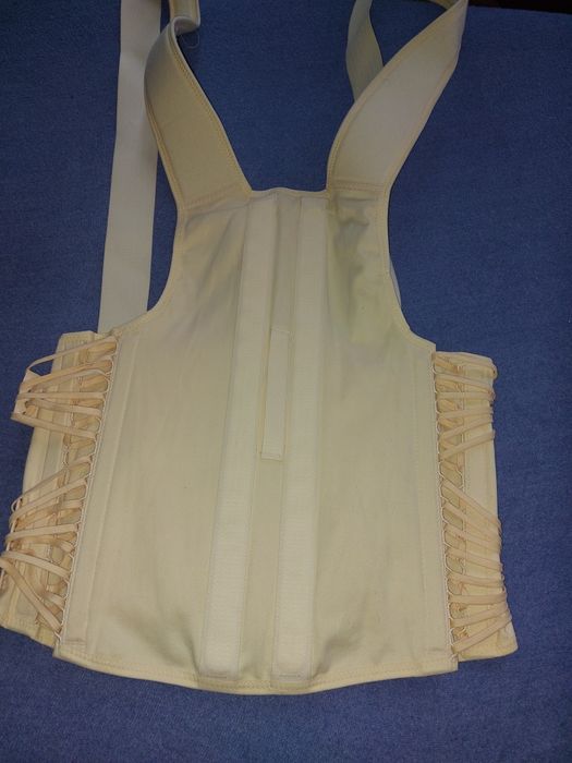 Stabilizator kręgosłupa sznurówka