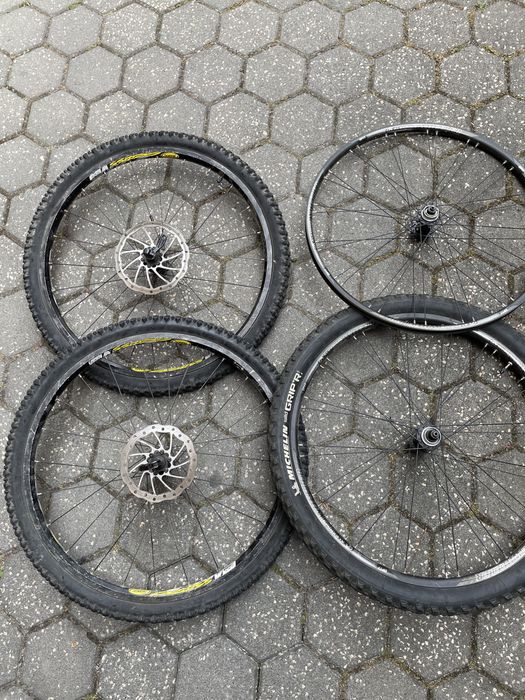 Material estrada e BTT orbea Specialized