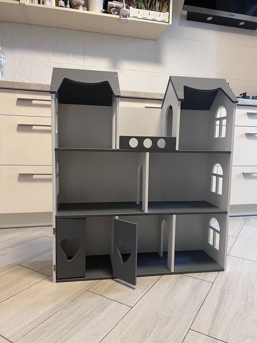 Будиночок для ляльок