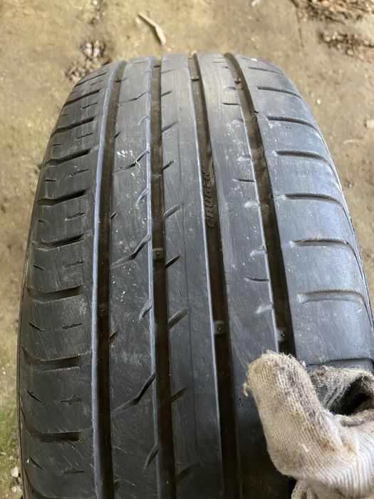 Шини 235/65 r17 гума Kumho 2018рік
