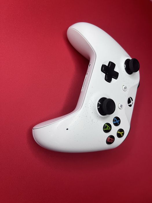 Продаю геймпад Xbox One
