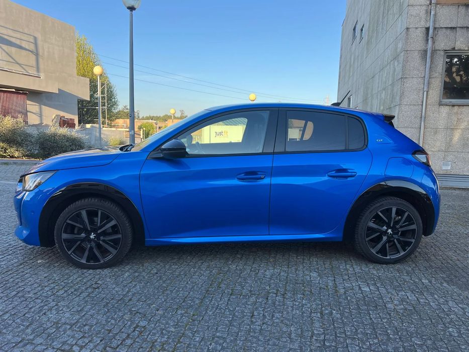 Peugeot 208 PureTech 100 GT