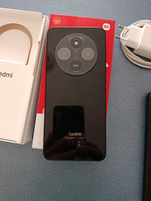 Xiaomi dual sim desbloqueado de 16 gigas de RAM e 256 de memória novo Android 16