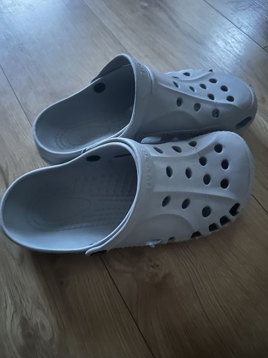 Super ładne crocsy